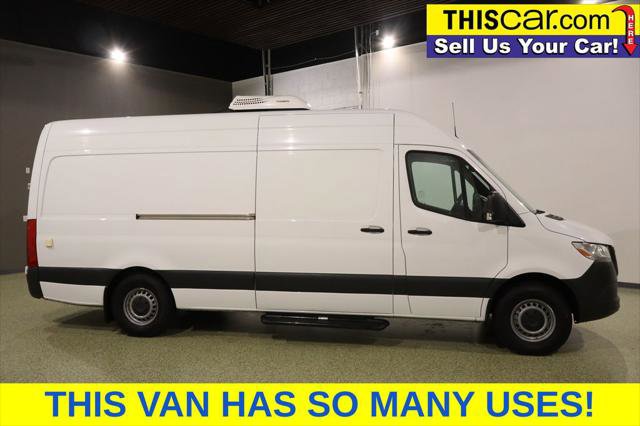 Used 2020 Mercedes-Benz Sprinter 2500 image 11