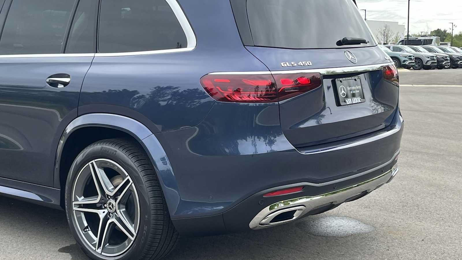 New 2026 Mercedes-Benz GLS 450 4MATIC image 52