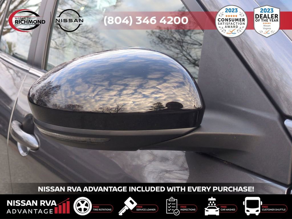 Used 2025 Nissan Sentra SR image 13