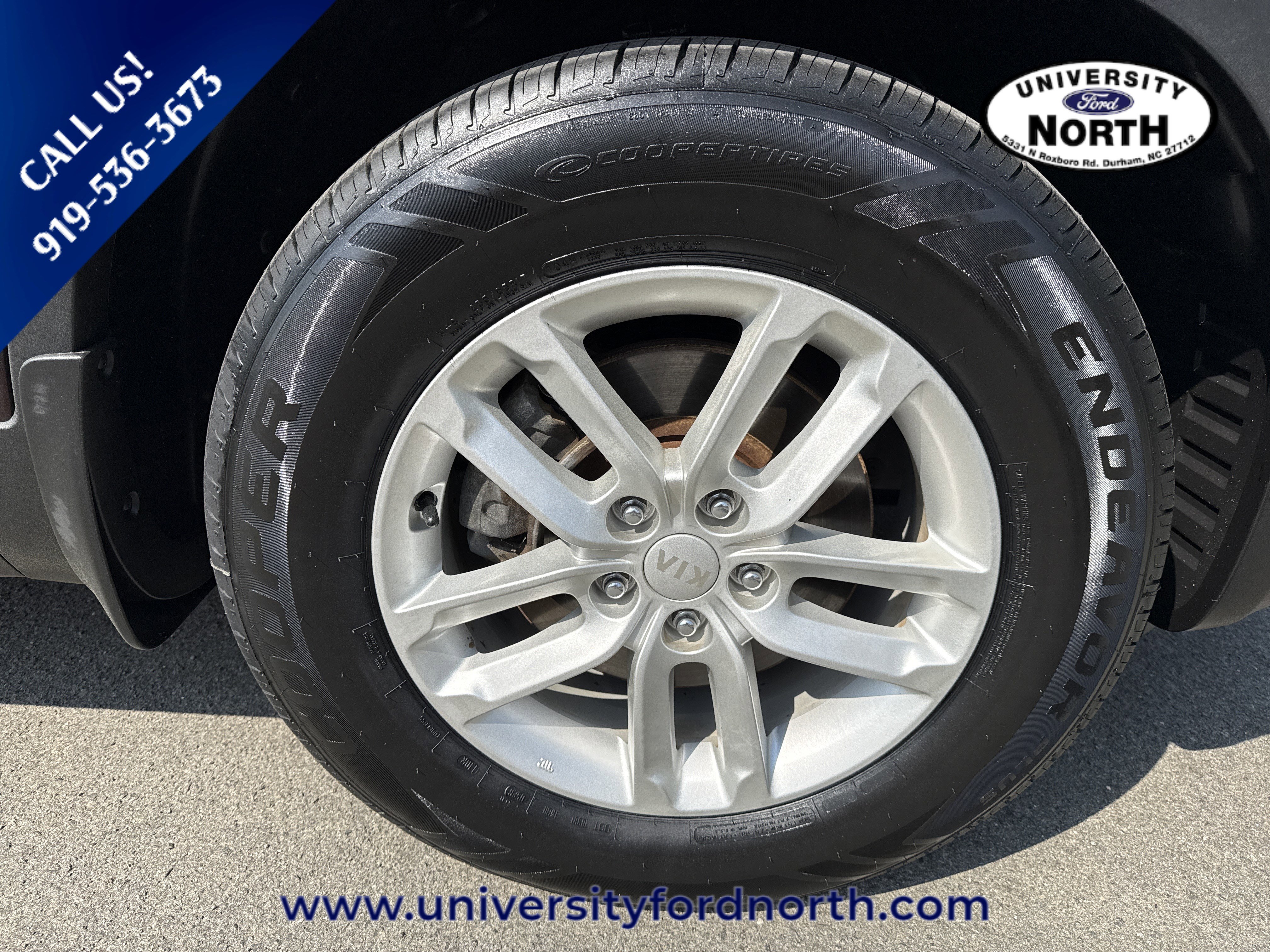 Used 2014 Kia Sorento LX image 9