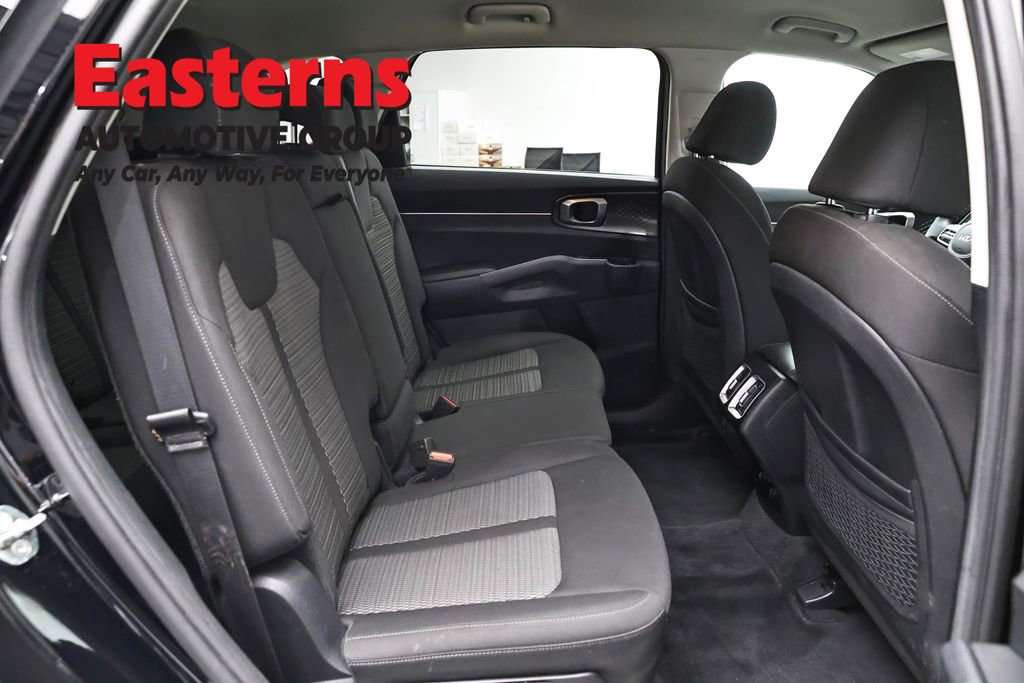Used 2022 Kia Sorento LX FWD image 22