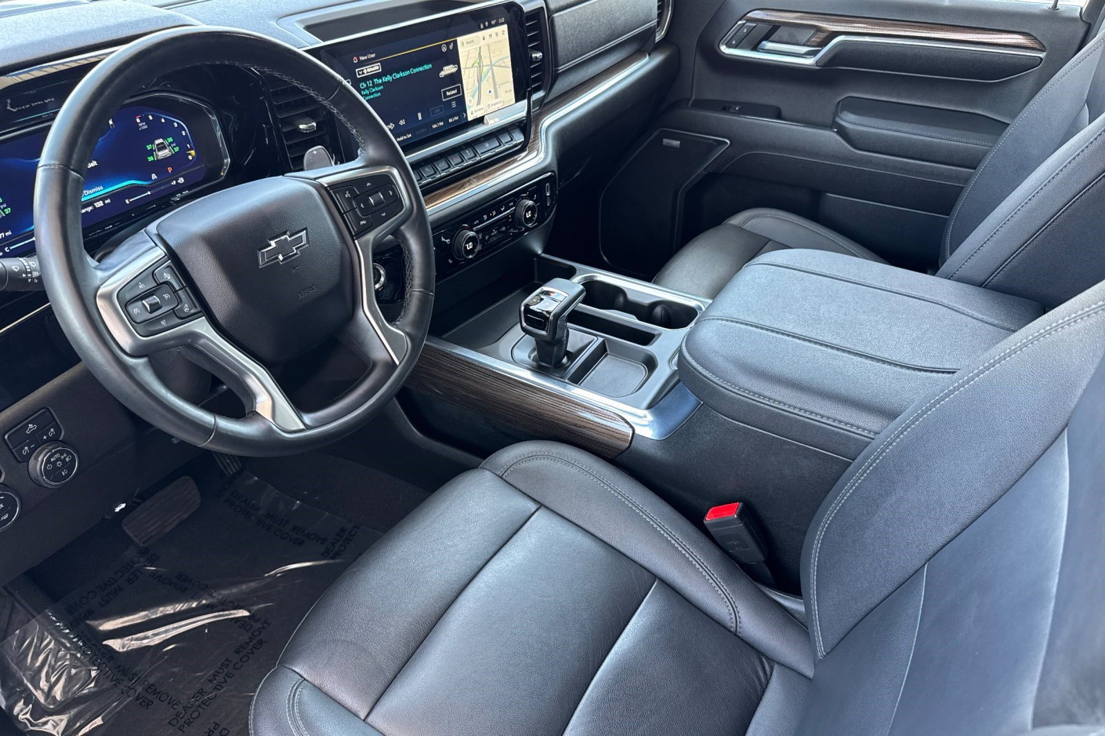 Used 2023 Chevrolet Silverado 1500 RST w/ Convenience Package II RWD image 4