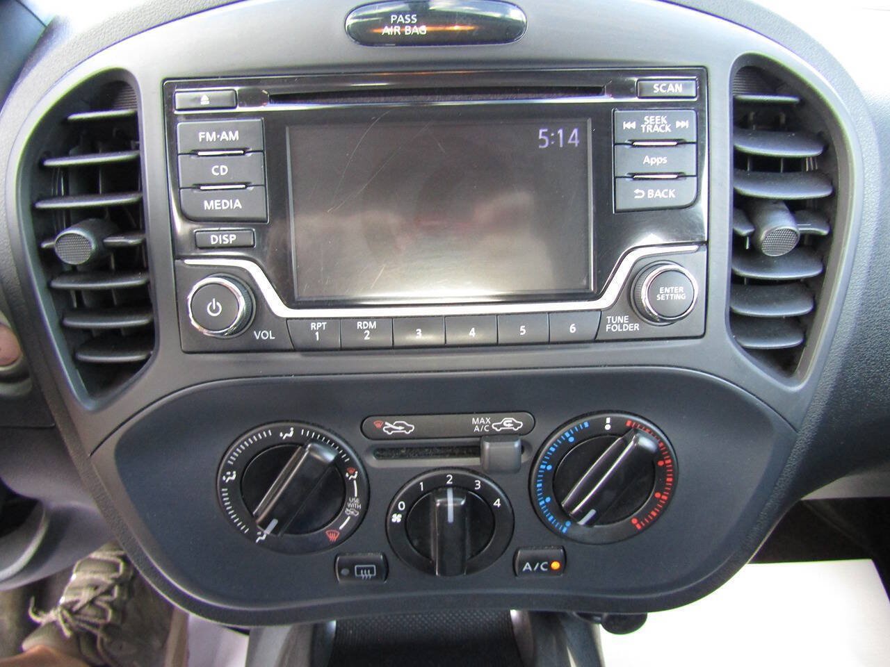 Used 2016 Nissan Juke S AWD/4WD image 12