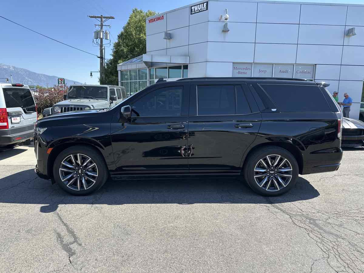 Used 2022 Cadillac Escalade Sport w/ Touring Package image 9