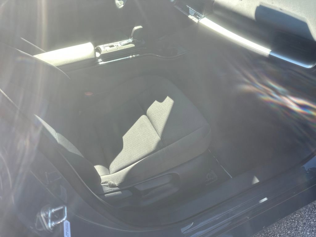 Used 2023 Toyota Prius LE image 32