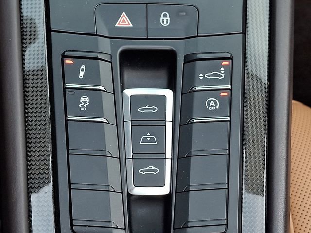 Certified 2018 Porsche 911 Turbo AWD/4WD image 27