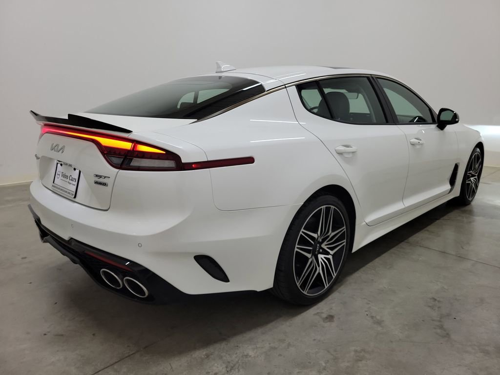 Used 2022 Kia Stinger GT2 image 5