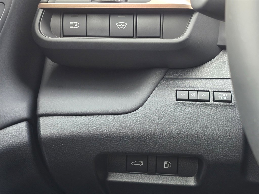 New 2026 Toyota Crown Limited image 27