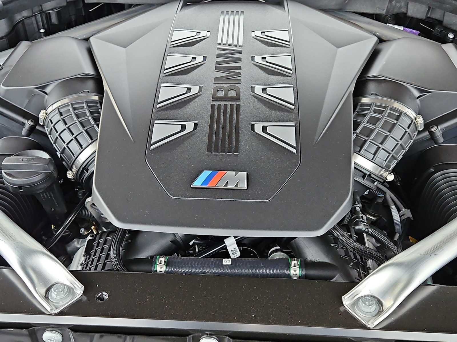 Used 2026 BMW X5 M60i AWD/4WD image 14