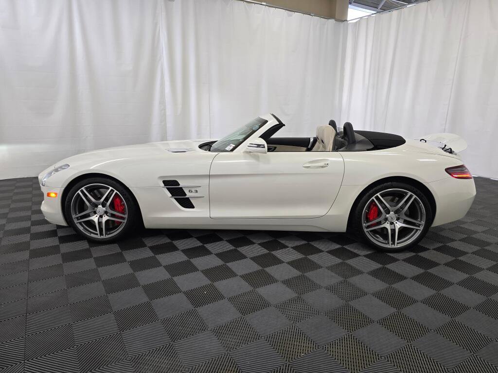 Used 2012 Mercedes-Benz SLS AMG Roadster image 55