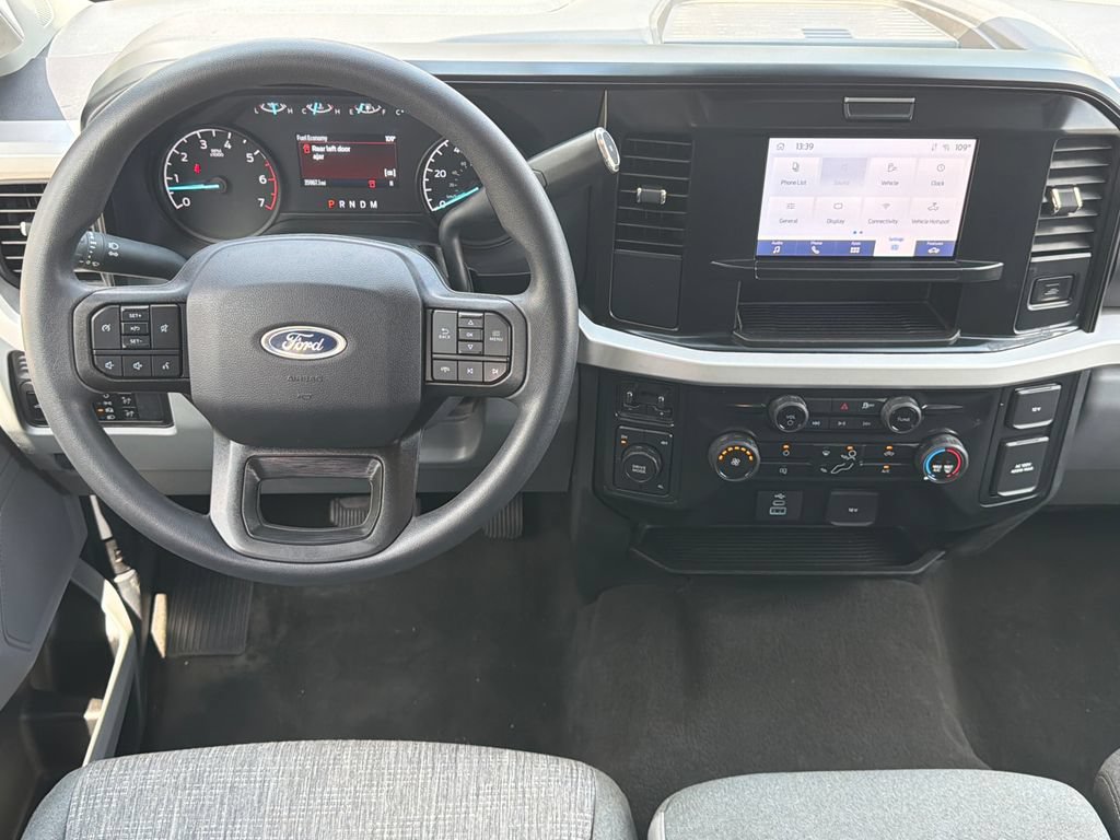 Used 2025 Ford F250 XLT AWD/4WD image 22