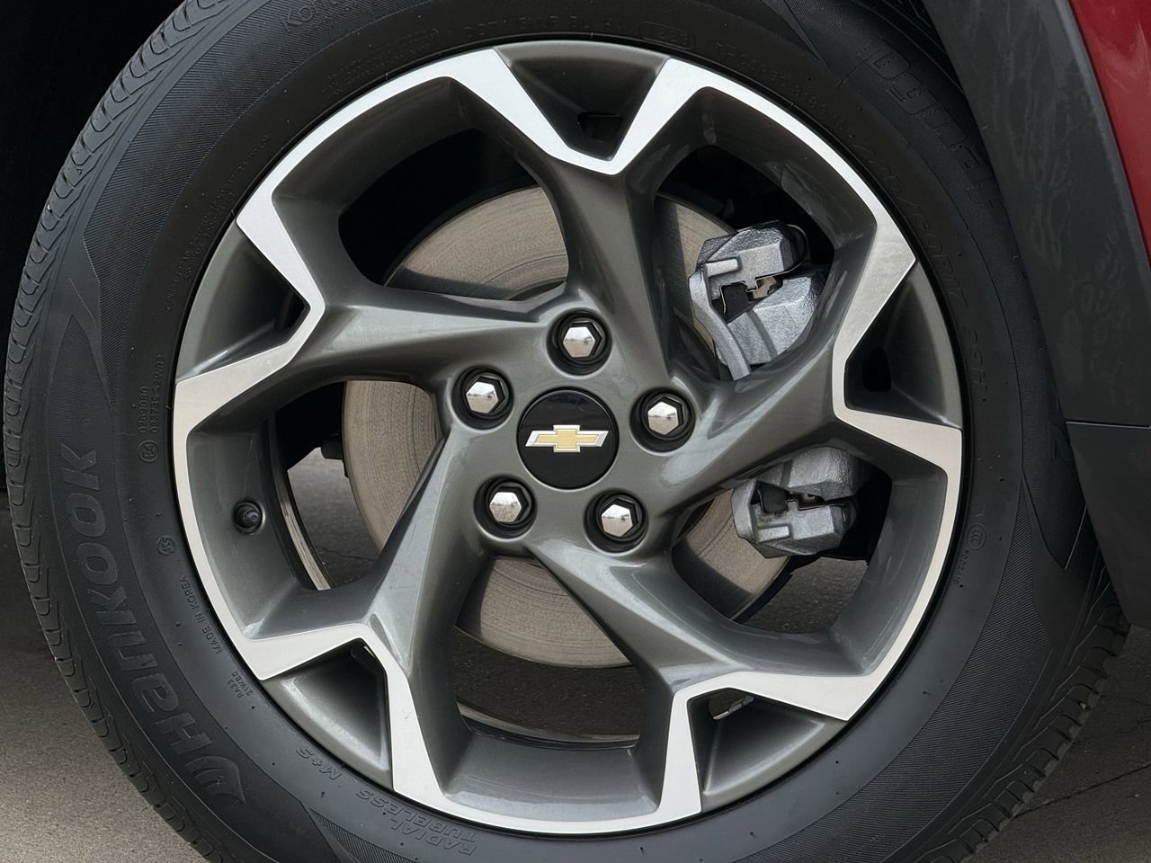 Certified 2024 Chevrolet Trax LT image 9