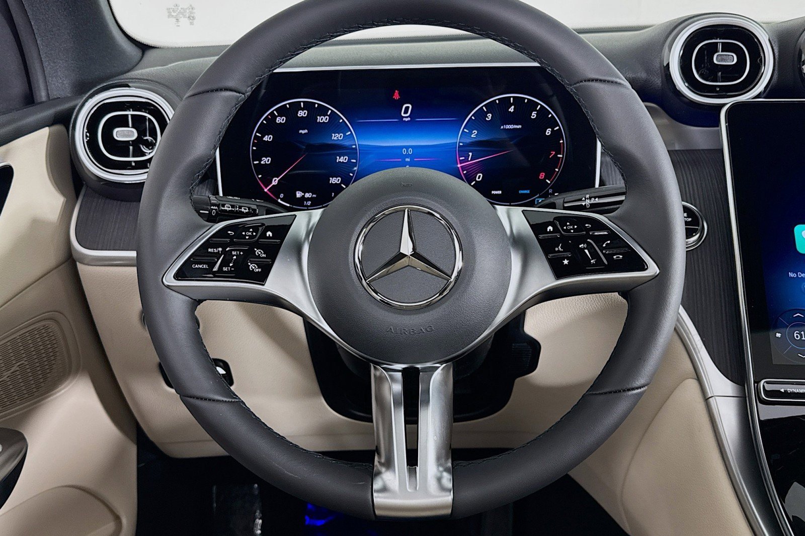 New 2026 Mercedes-Benz GLC 300 image 17