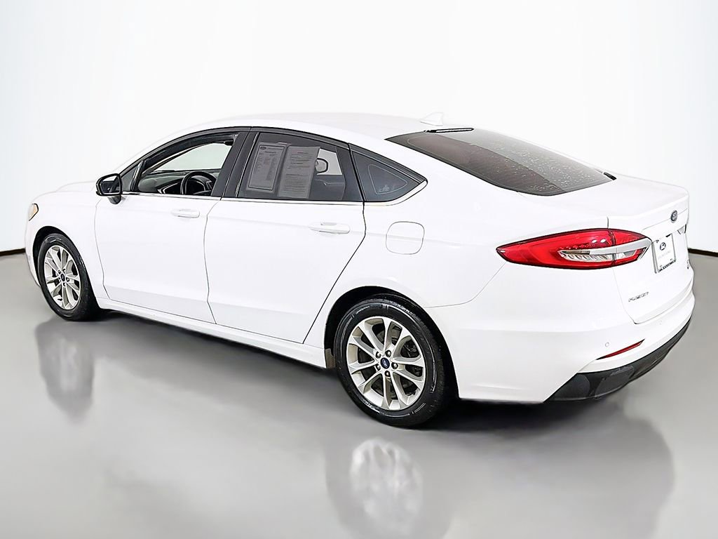 Used 2020 Ford Fusion SE image 6