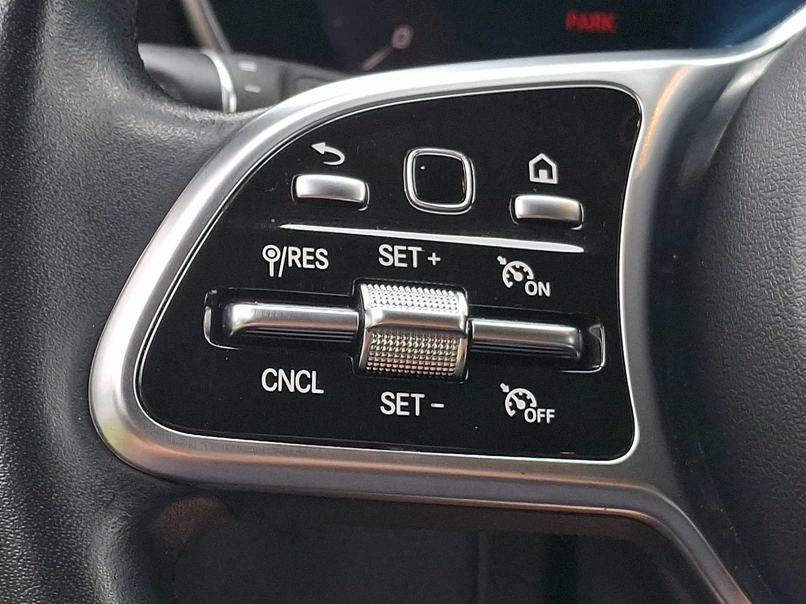 Used 2022 Mercedes-Benz GLC 300 4MATIC image 18