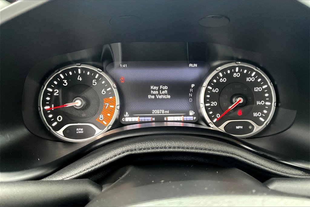Used 2022 Jeep Renegade Latitude image 20