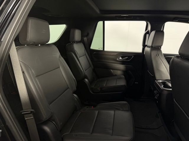 Used 2024 Chevrolet Tahoe Z71 w/ Luxury Package image 17