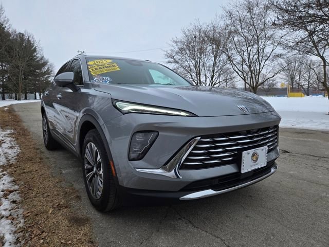 Used 2025 Buick Envision Preferred image 8