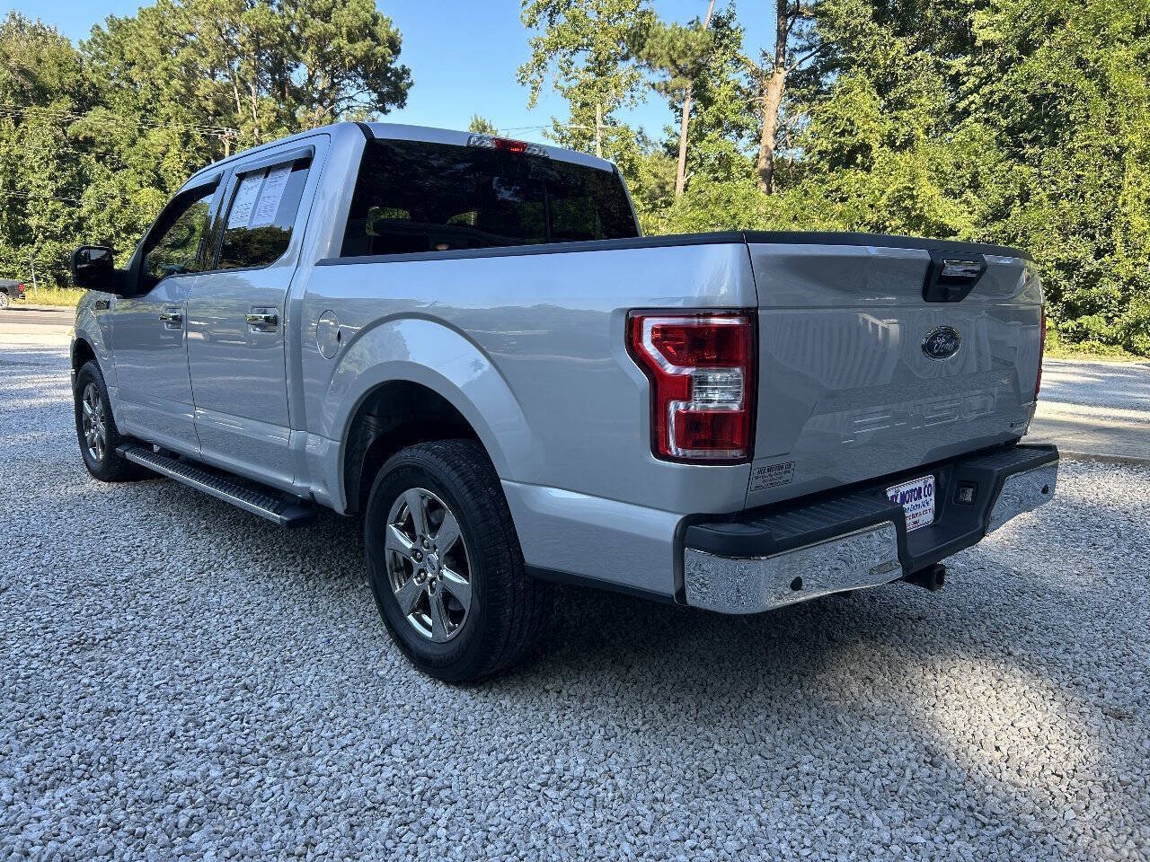 Used 2019 Ford F150 XLT w/ Equipment Group 302A Luxury RWD image 3
