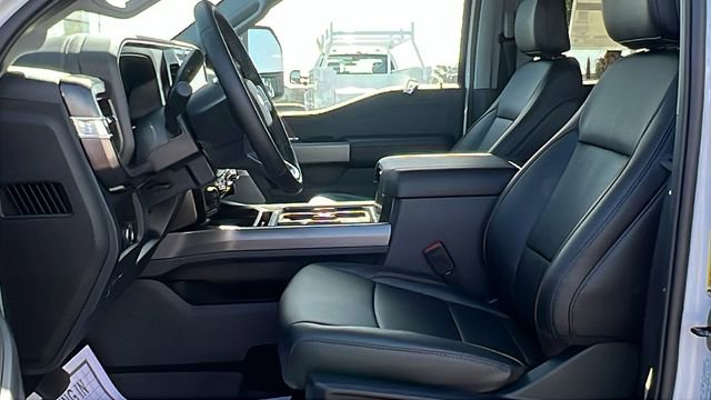 New 2026 Ford F350 Lariat w/ Black Appearance Package AWD/4WD image 17