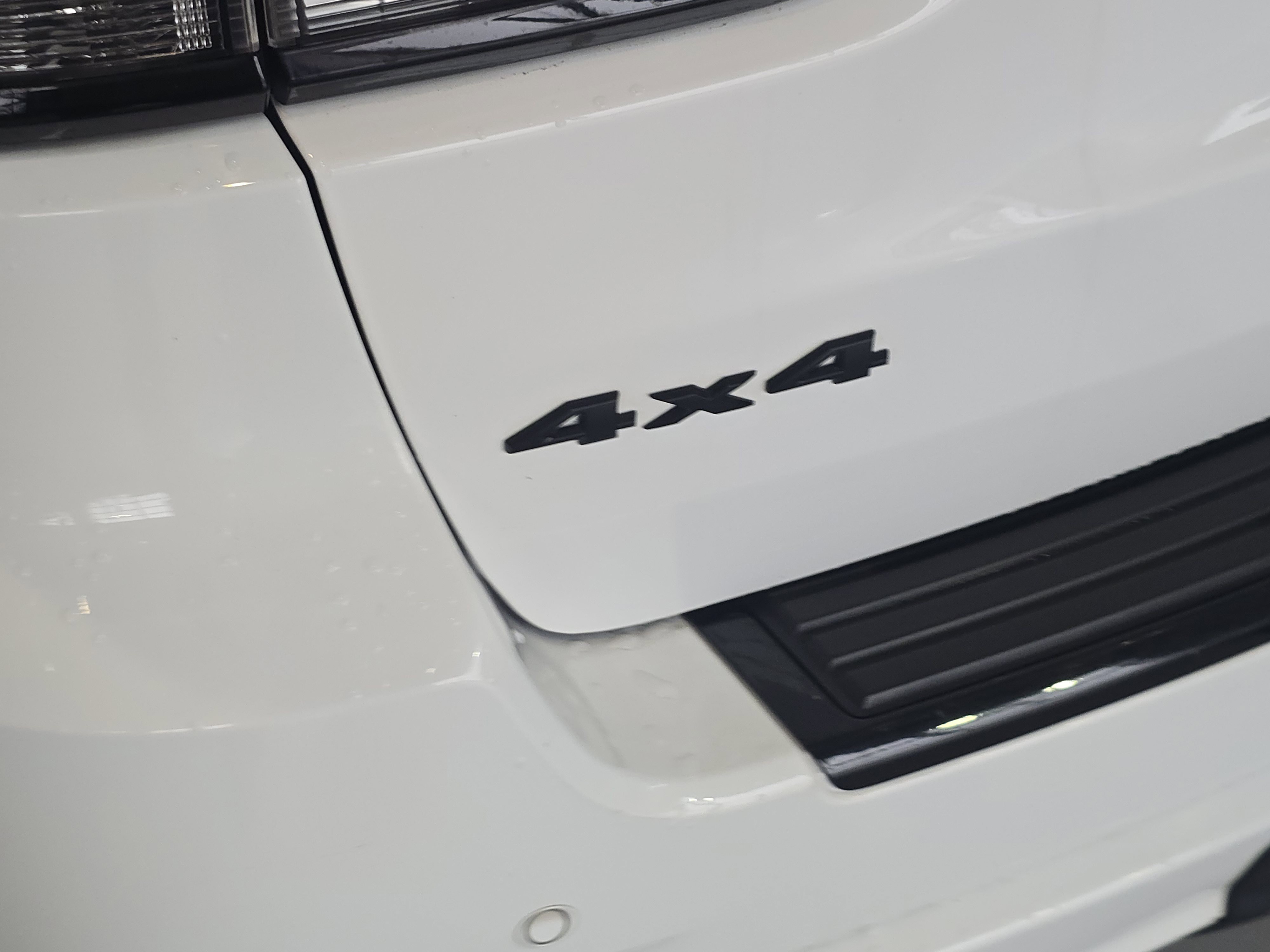 Used 2017 Jeep Grand Cherokee Altitude image 14