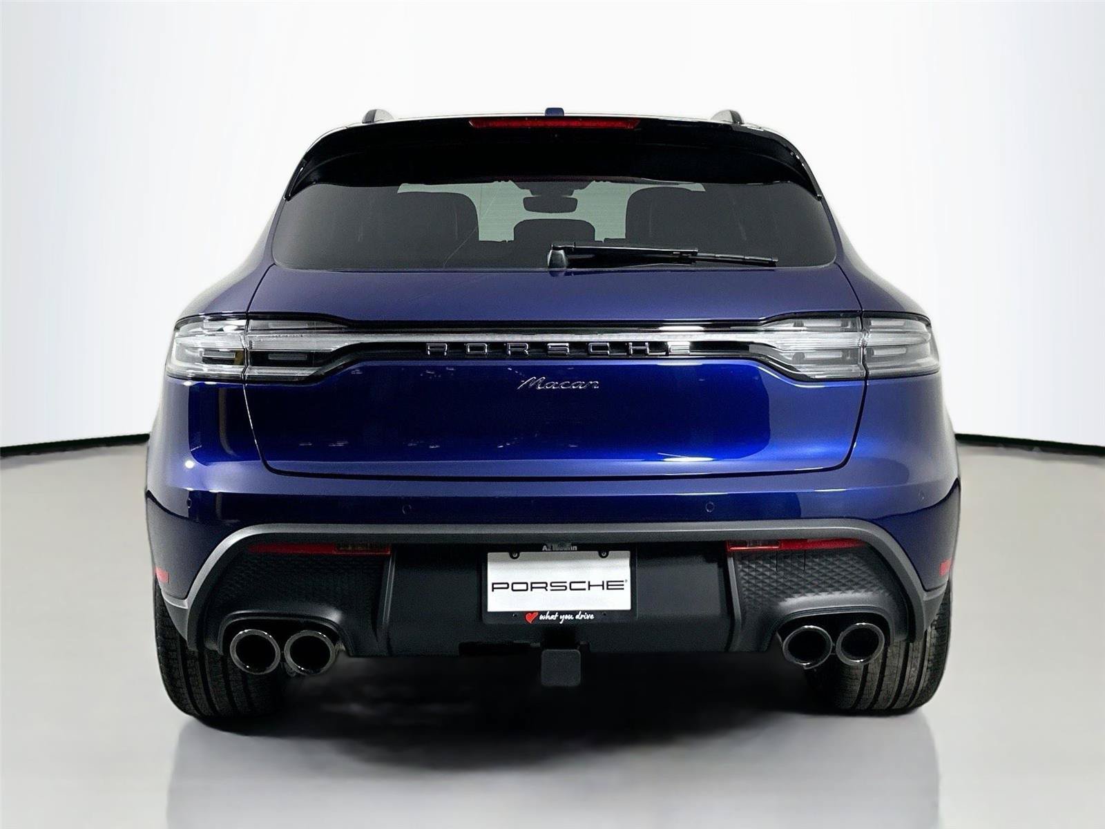 Certified 2026 Porsche Macan Turbo AWD/4WD image 6