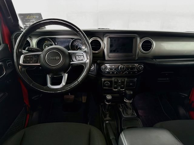 Used 2019 Jeep Wrangler Unlimited Sahara w/ Dual Top Group AWD/4WD image 21