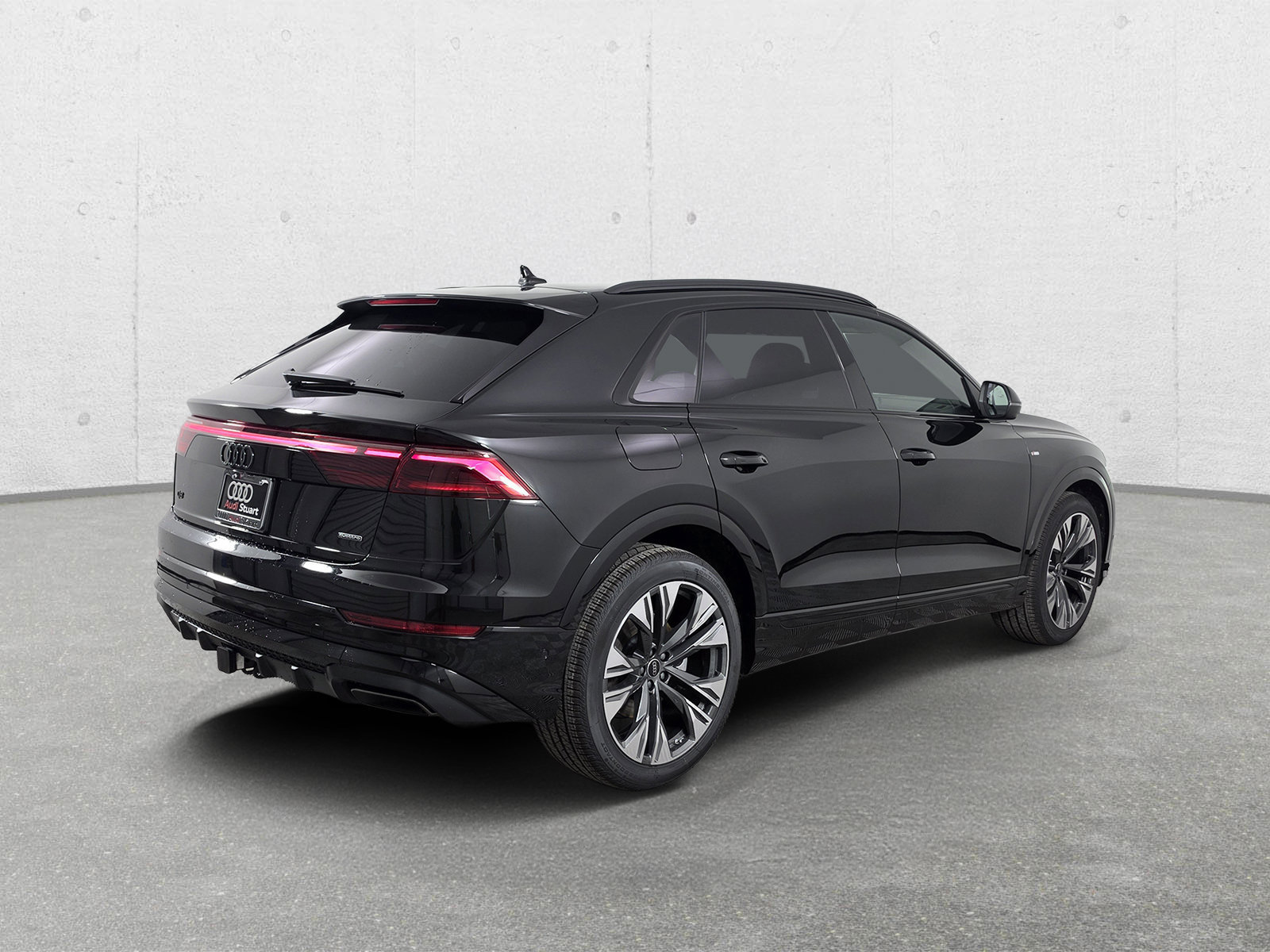 New 2027 Audi Q8 Premium Plus AWD/4WD image 6