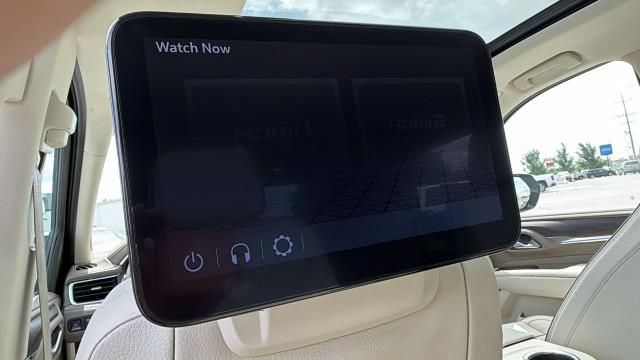Used 2023 GMC Yukon Denali w/ Advanced Technology Package AWD/4WD image 35