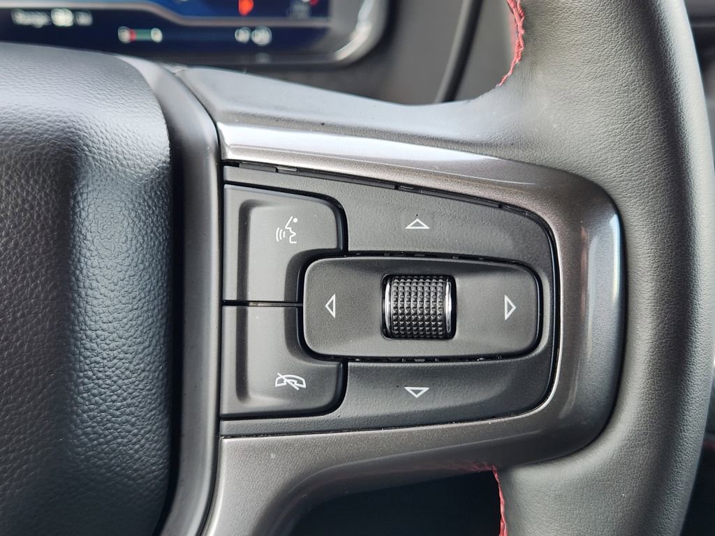 Used 2024 Chevrolet Suburban RST w/ Luxury Package image 37