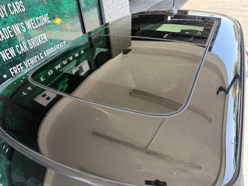 Used 2014 MINI Cooper 2-Door Hardtop FWD image 16