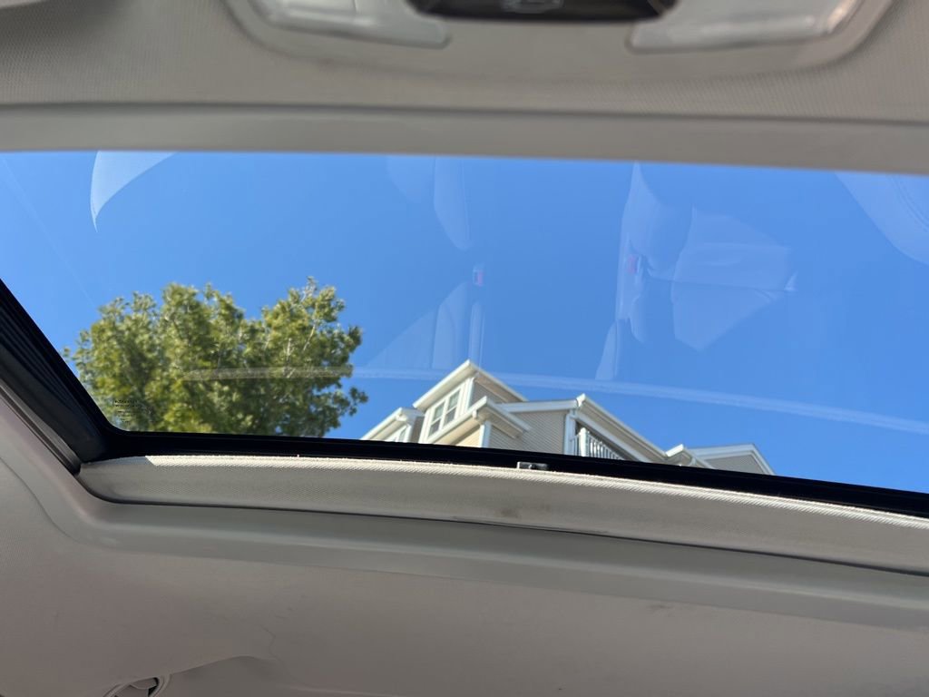 Used 2018 Toyota Sienna XLE w/ XLE Navigation Package image 22