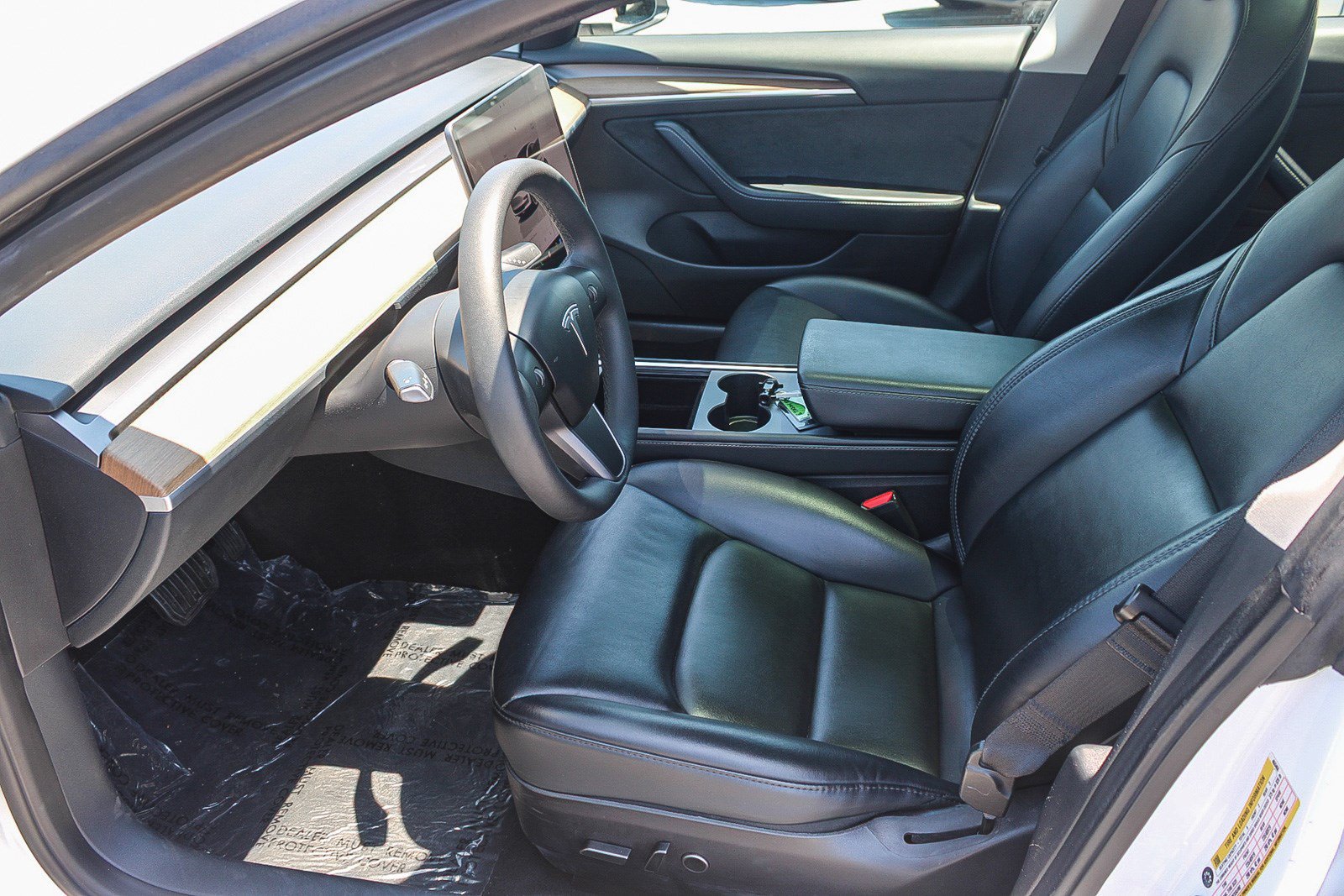 Used 2023 Tesla Model 3 Standard Range RWD image 18