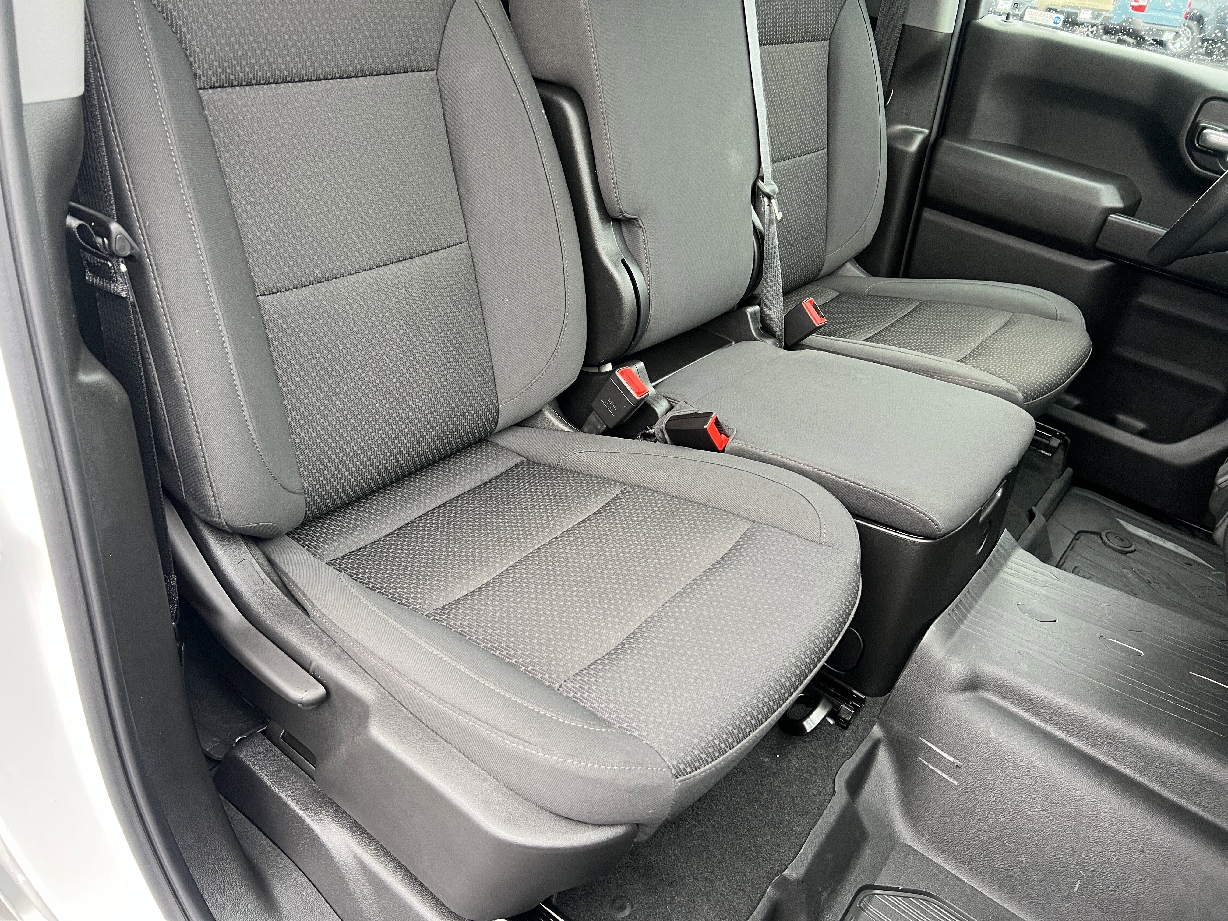 Certified 2025 GMC Sierra 1500 Pro w/ Graphite Edition image 21