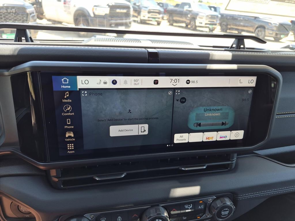 New 2026 Jeep Gladiator Sport AWD/4WD image 18