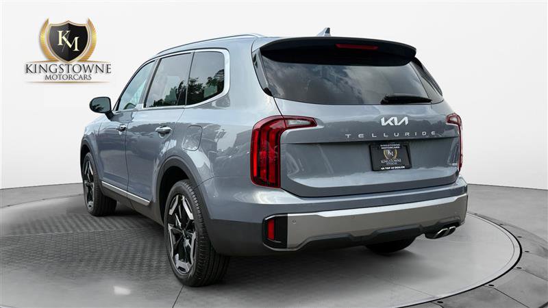 Used 2025 Kia Telluride S AWD/4WD image 3