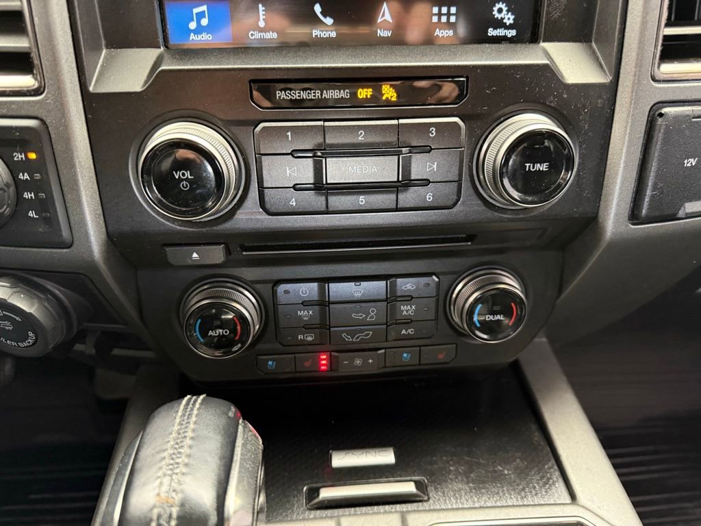 Used 2018 Ford F150 Raptor w/ Equipment Group 802A Luxury image 34