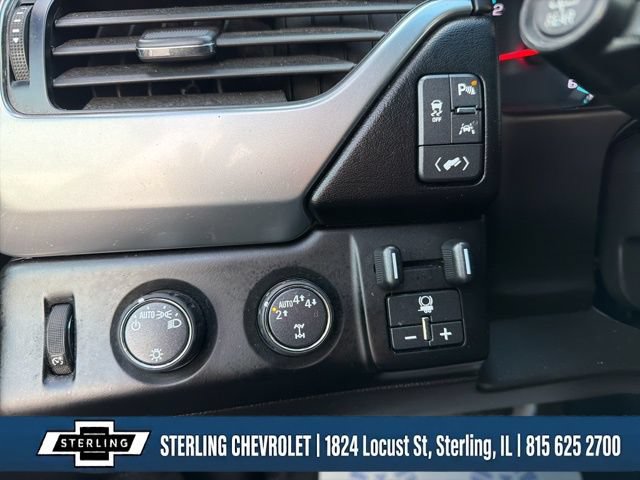 Used 2019 Chevrolet Tahoe LS w/ All-Season Package AWD/4WD image 18