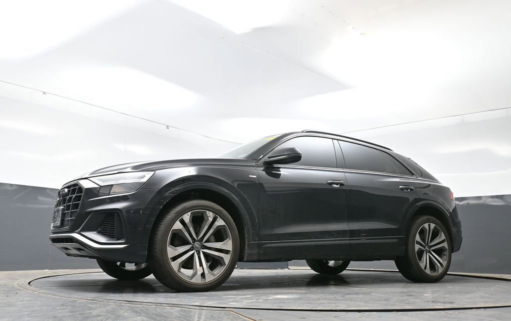 Used 2020 Audi Q8 Premium Plus AWD/4WD image 29