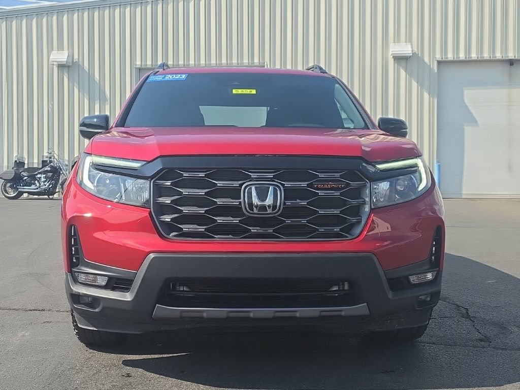 Certified 2023 Honda Passport TrailSport image 2