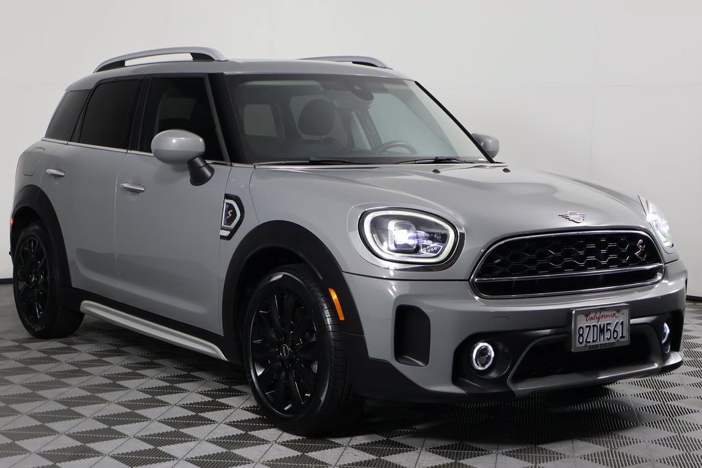 Used 2022 MINI Cooper Countryman S FWD image 3