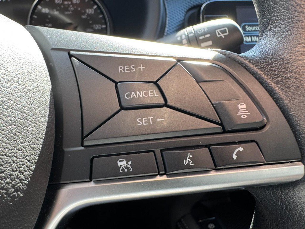 Certified 2024 Nissan Kicks SV FWD image 17