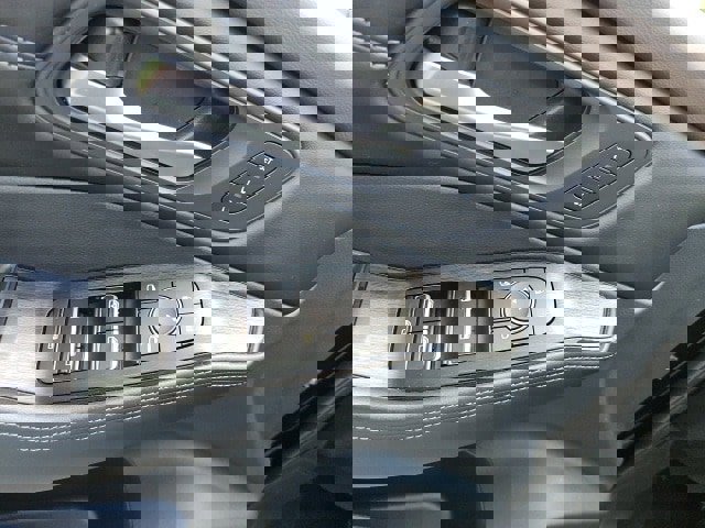 Used 2022 Nissan Rogue SL w/ SL Premium Package image 21