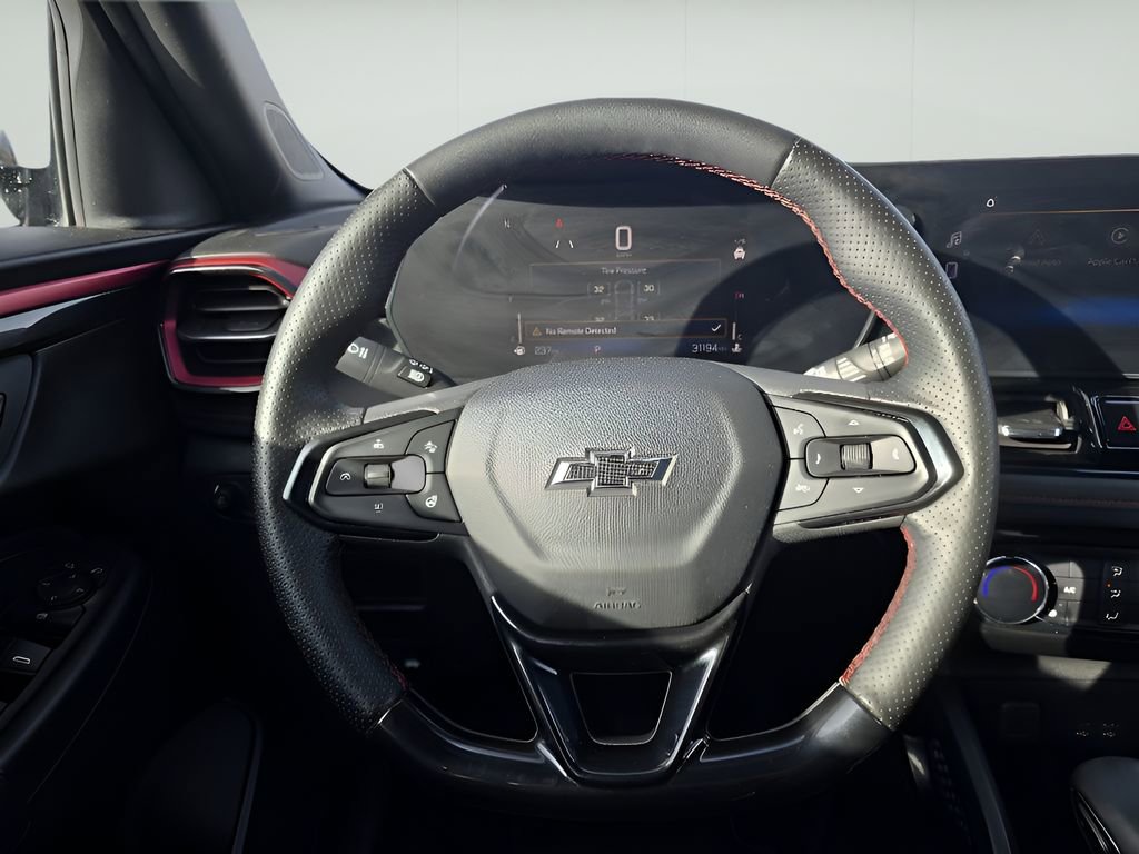 Used 2024 Chevrolet TrailBlazer RS w/ Driver Confidence Package image 25