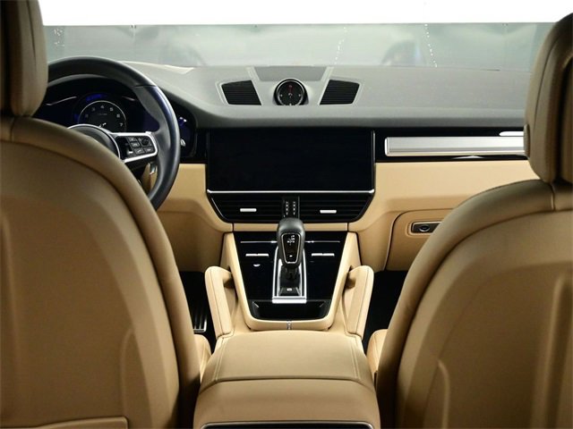 Used 2023 Porsche Cayenne S Platinum w/ Assistance Package image 47