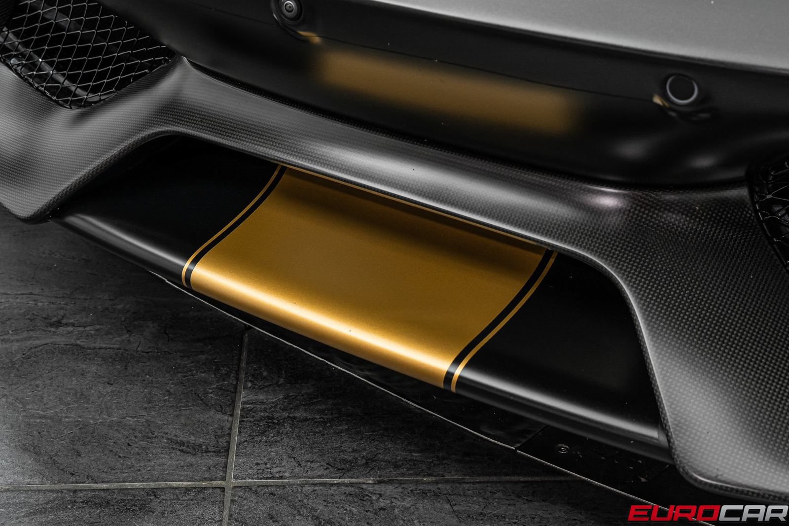 Used 2020 Ferrari 488 Pista Coupe RWD image 15