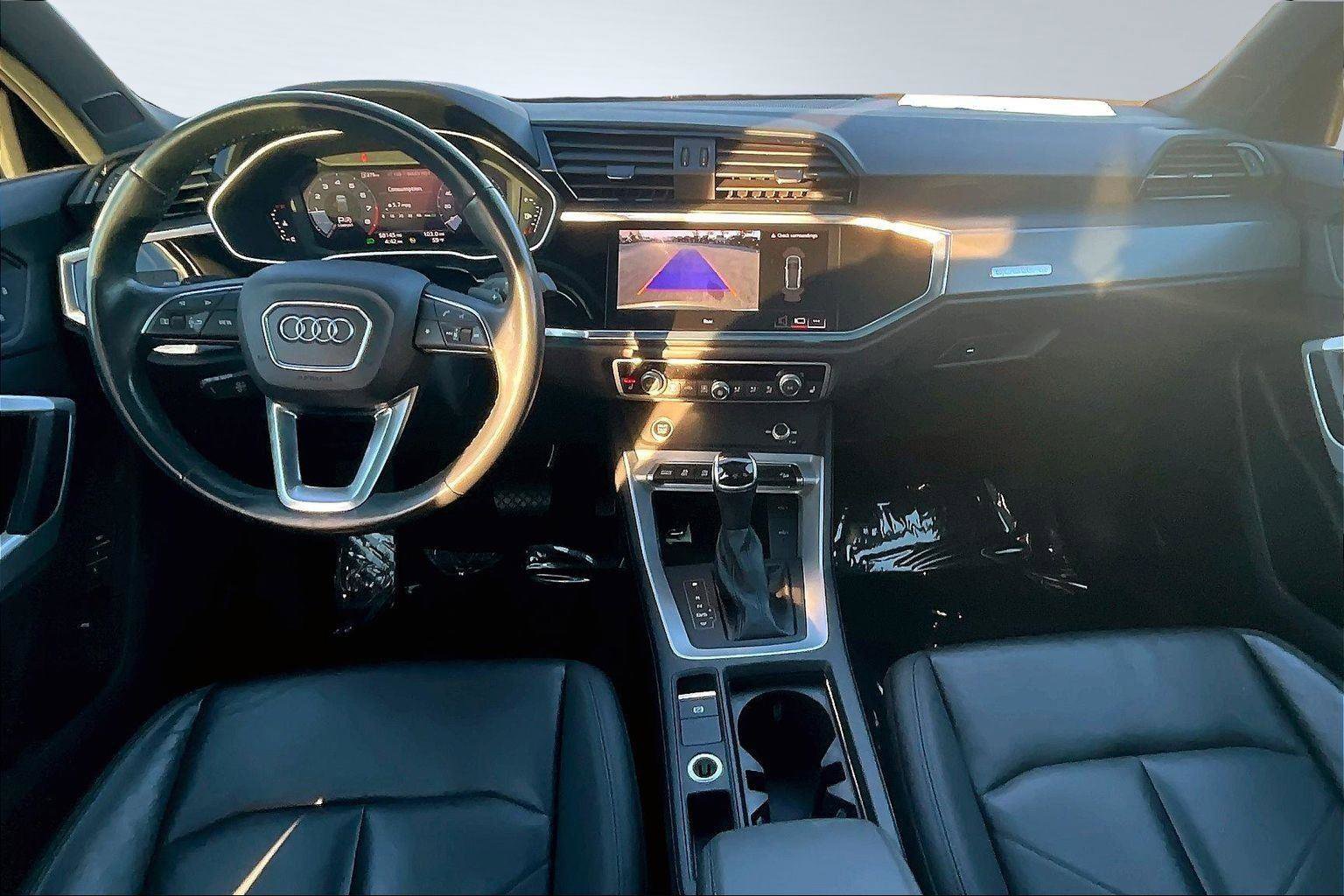 Used 2023 Audi Q3 2.0T Premium image 7