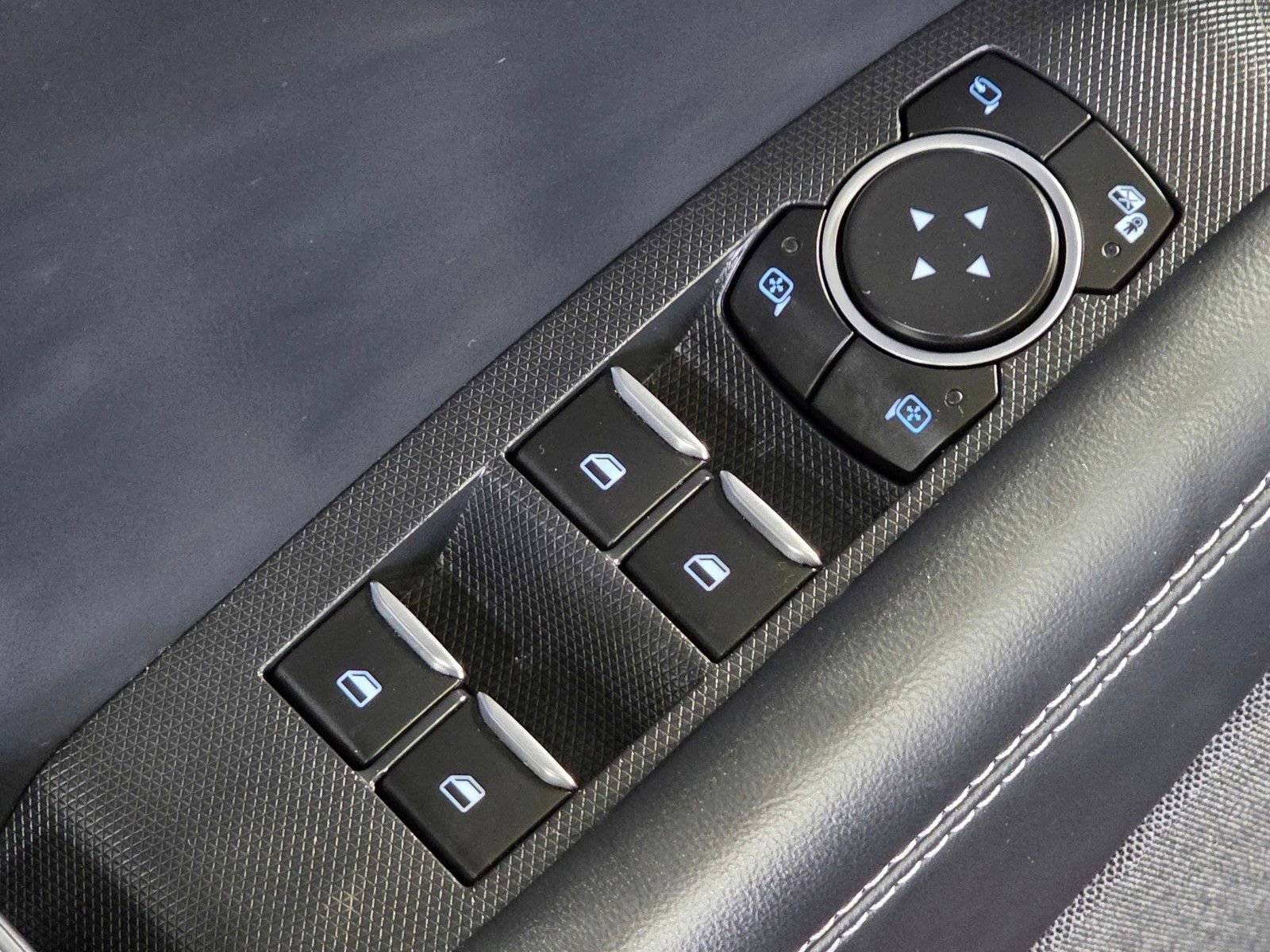 Used 2022 Ford Mustang Mach-E Premium image 21