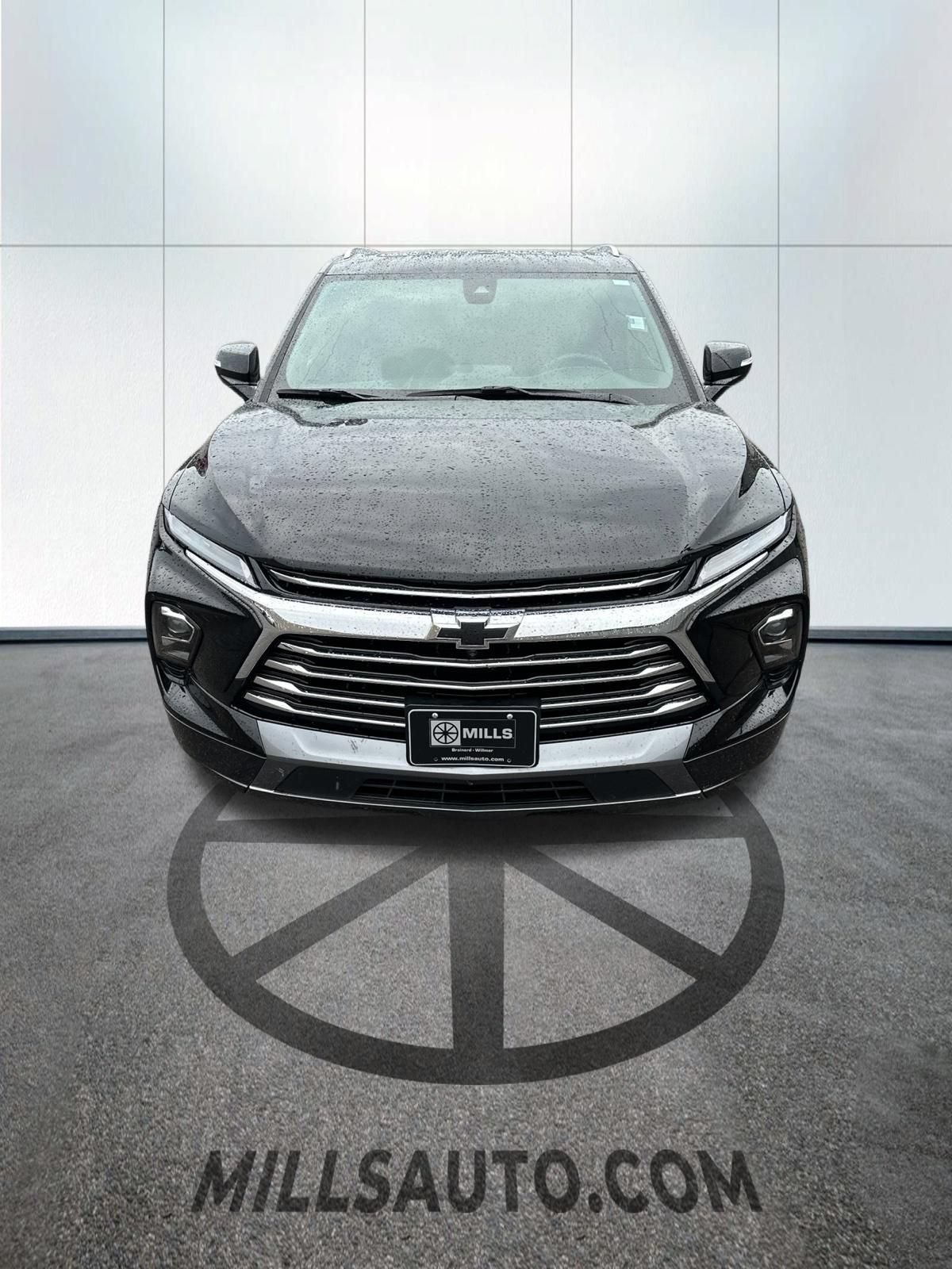 Used 2024 Chevrolet Blazer Premier w/ Driver Confidence II Package AWD/4WD image 3