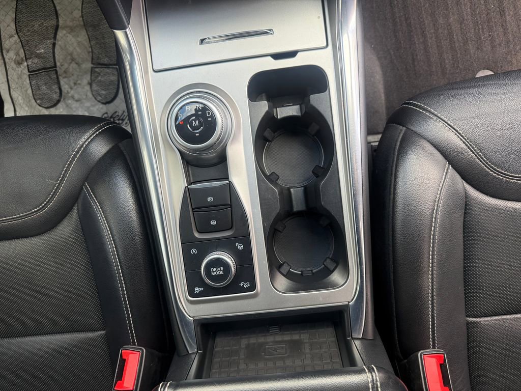 Used 2020 Ford Explorer ST w/ ST Street Pack image 22